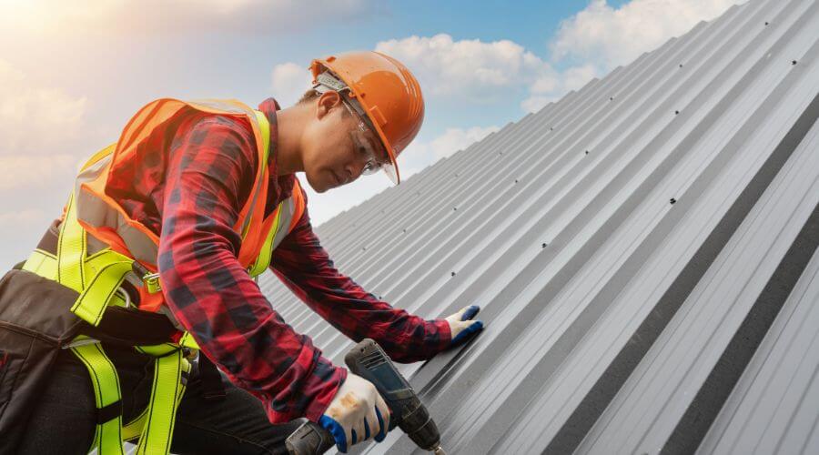 Expert top industrial roofings services in Doss, TX